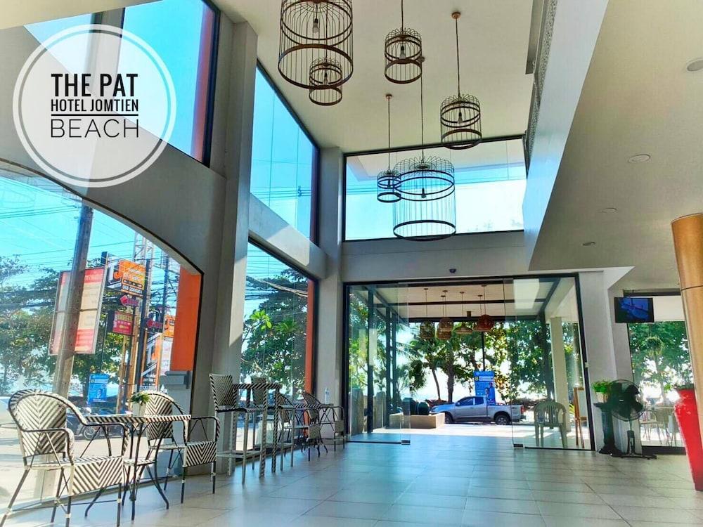 The Pat Hotel Pantai Jomtien Bagian luar foto